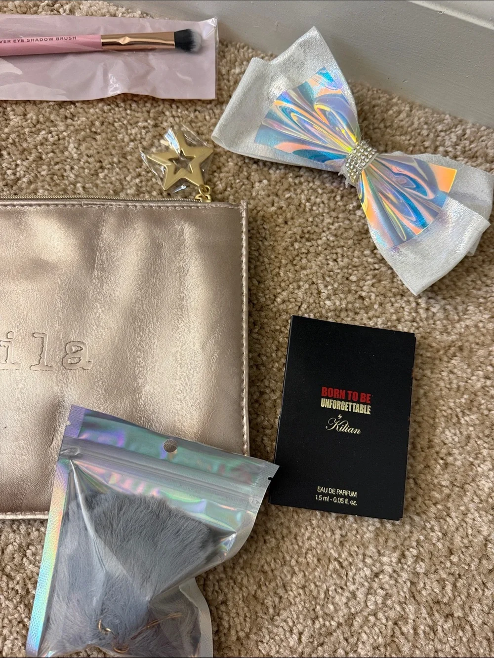 Stila Cosmetic Pouch Gift Set with Accessories Metallic Rose Gold